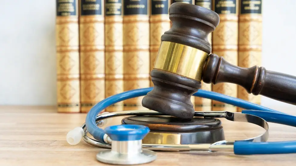 7 Top Reasons Why Nurses Lose Their License, Eye-Opening Legal Cases Every Nurse Must Know