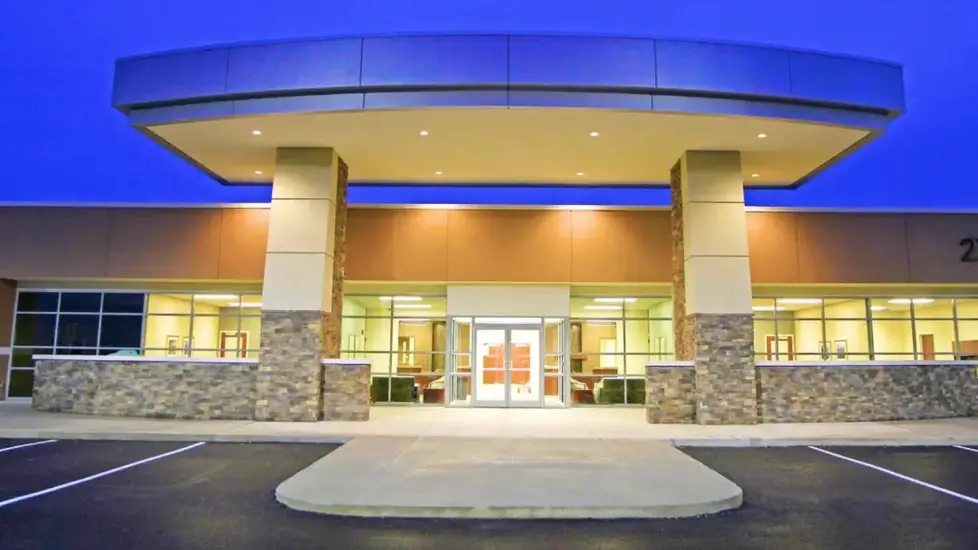 2 Psych Nurses, Patient, Violently Attacked At Hospital - Suspect Faces Multiple Felonies