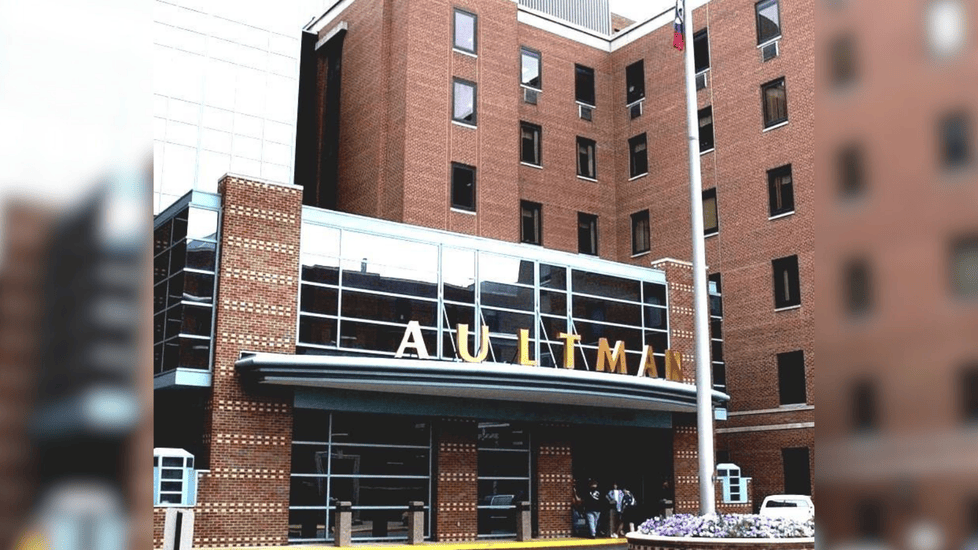 Ohio Hospital Shooting Leaves Nurse Tech Injured in Crossfire