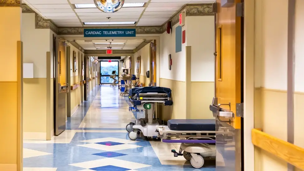 UK Hospitals Hiring 'Corridor Nurses' To Help In Overwhelmed ERs