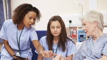 How to Become a Nurse Educator