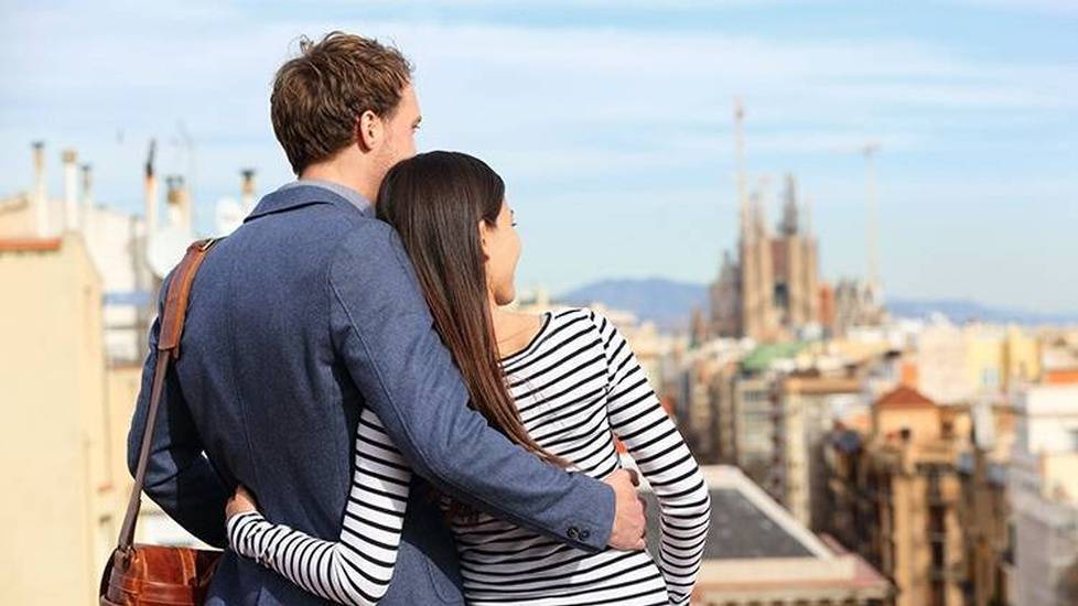 Travel Nursing With A Spouse: Top 5 Ways To Make It Work