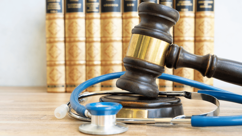 7 Top Reasons Why Nurses Lose Their License, Eye-Opening Legal Cases Every Nurse Must Know