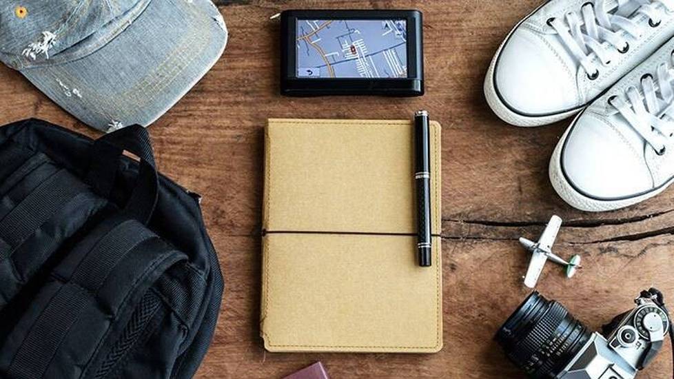 20 Things Every Travel Nurse Needs To Own