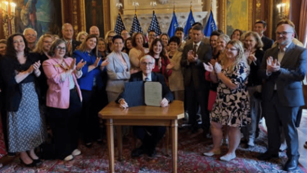 APRNs — Including NPs, Midwives, CNS & CRNAs — Can Now Practice Independently in WI