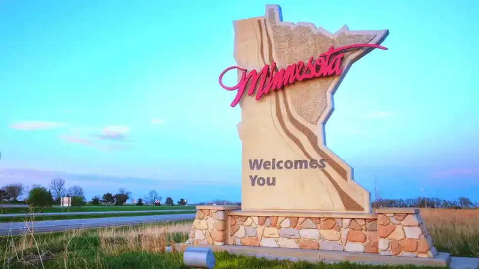 minnesota welcome sign nursing