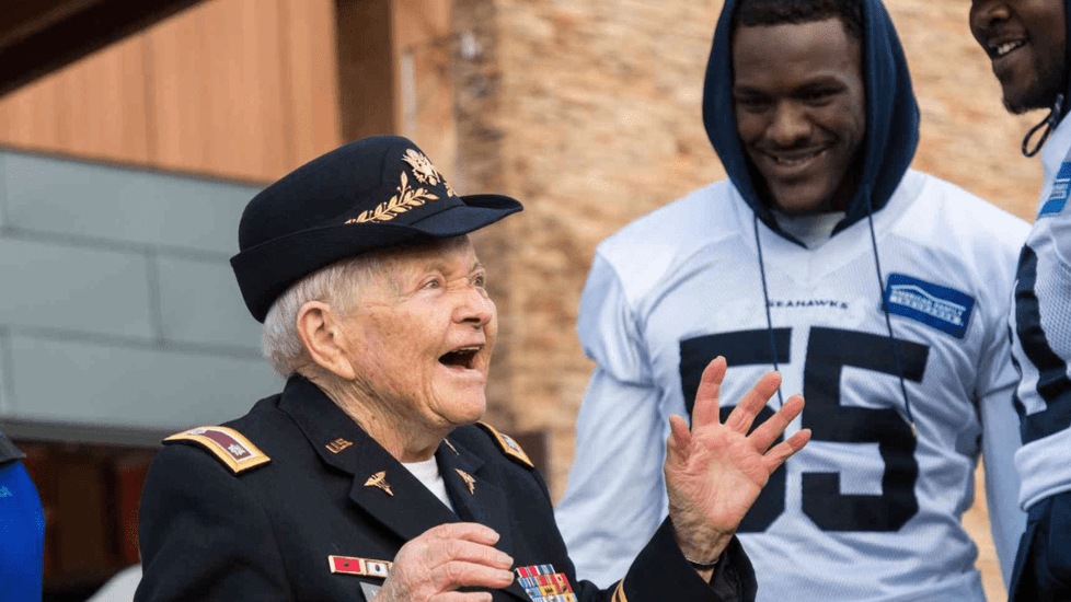 95-Year- Old Nurse Veteran Raises Monday Night Football Flag
