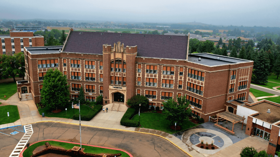 100% Of Nursing Faculty Resign From Dickinson State University