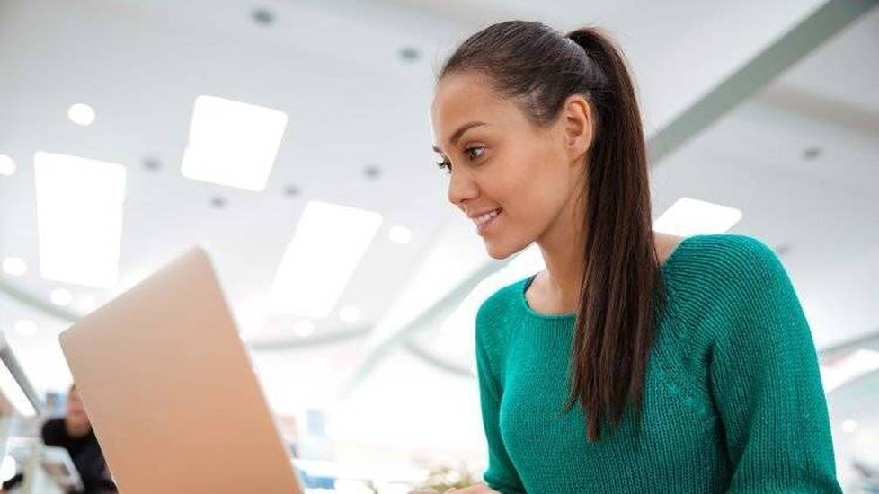 Top ABSN Programs in 2024 | Nurse.org