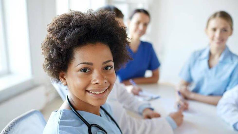 Nurses Unionizing: Benefits of Working in a Union Hospital