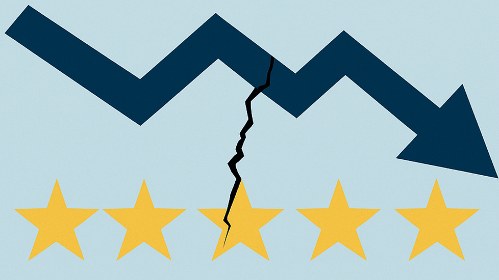 Five gold stars with a downward arrow and a crack through the middle, symbolizing declining ratings from leadership turnover.
