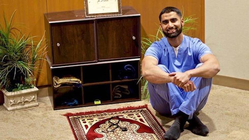 Interview: Muslim Nurse Reflects On Working During Ramadan