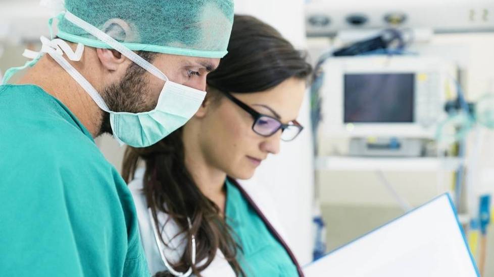 Maintaining Healthy Work Relationships for Nurses And Doctors 